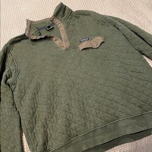 Patagonia Forest Green Quilted Pullover